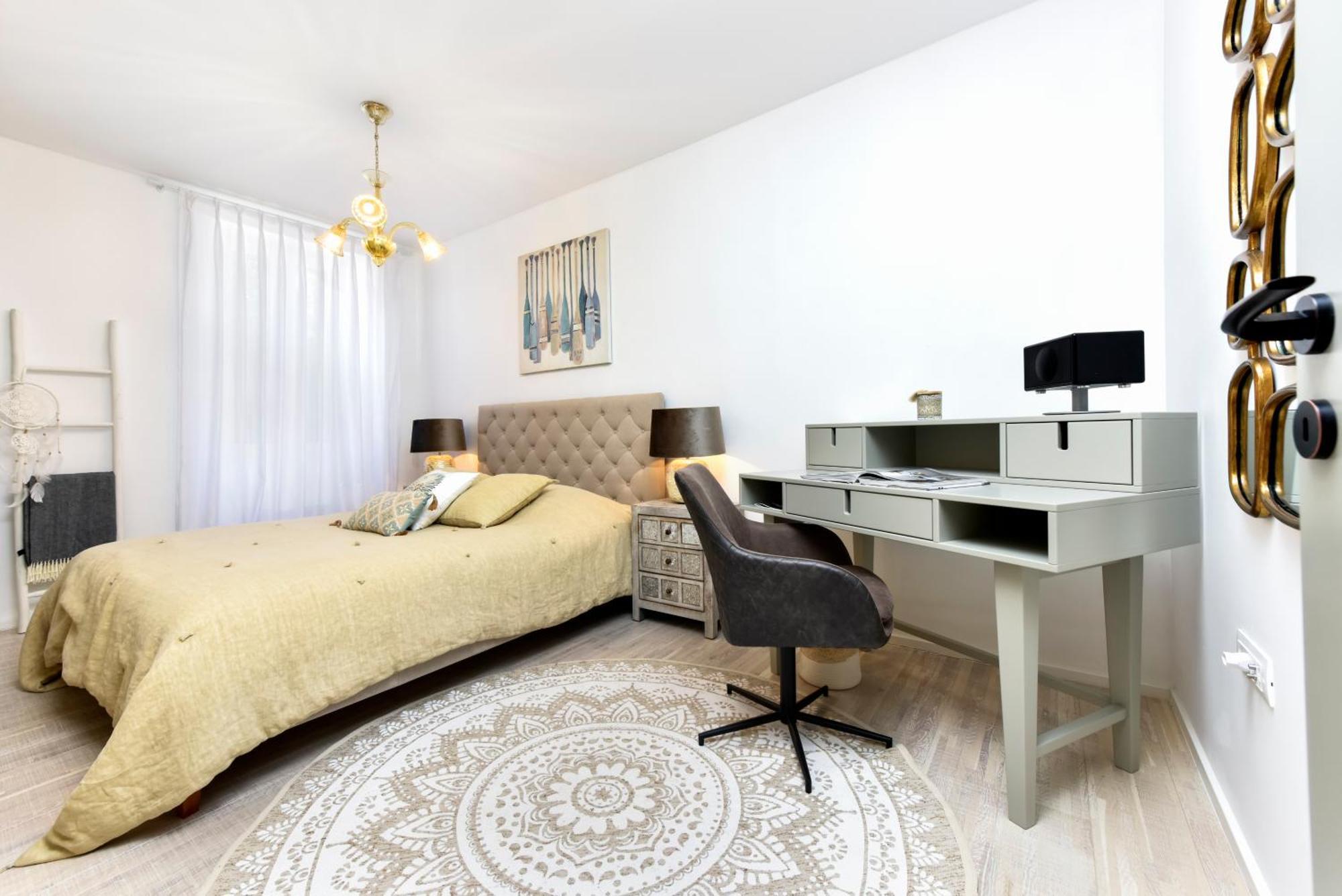 Luxury Apartment Sunce Ровин Екстериор снимка