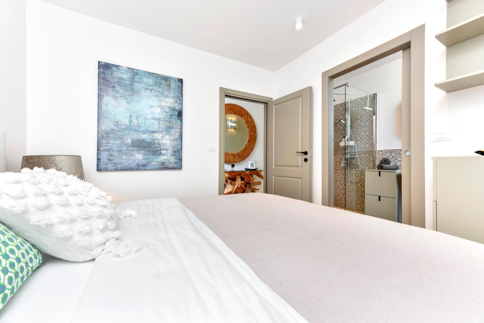 Luxury Apartment Sunce Ровин Екстериор снимка